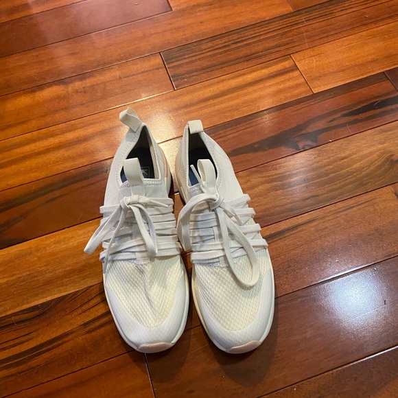 Keds shoes size 7 - Picture 2 of 2